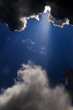Gewitterwolken mit Wolkenlücke