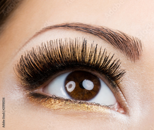 Photo: Eye glamour make-up Eye glamour make-up