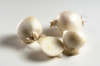 White Onions (Weiße Speisezwiebeln)