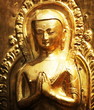 statue
