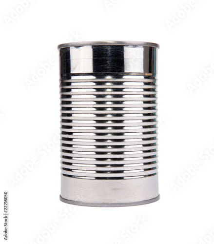 Foto: Closeup of a can isolated against white background Closeup of a can isolated against white background