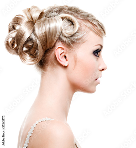 Photo: Modern wedding hairstyle Modern wedding hairstyle