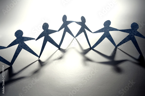 Photo: Paper-chain people Paper-chain people