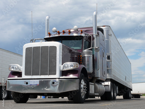 Photo: US Truck US Truck