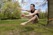 Foto: Sitz auf Slackline Sitz auf Slackline