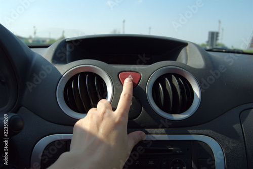 400_F_22359269_ZlSPQkLZBCBWJwGopps6R9cEq0cjiTc7.jpg