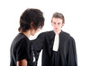 Justice - Jeune avocat rassurant son client mineur