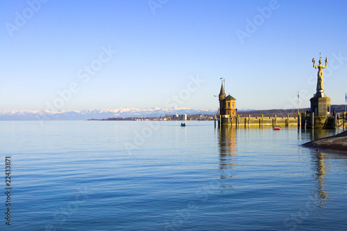 Foto: Hafen in Konstanz, Bodensee, Deutschland Hafen in Konstanz, Bodensee, Deutschland