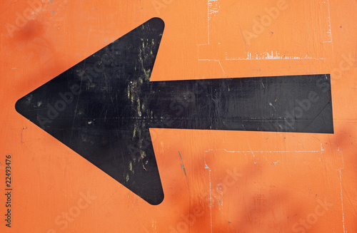Photo: traffic arrow sign traffic arrow sign