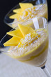Grießpudding mit Mango