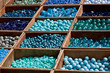 blaue Perlen