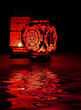 Lanternes chinoises de nuit, reflets