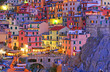 Włoska Manarola kolorami osnuta
