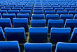 fauteuils-bleus-rangées-dos fauteuils-bleus-rangées-dos