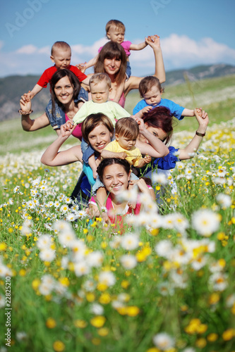 Photo: Mothers with children Mothers with children
