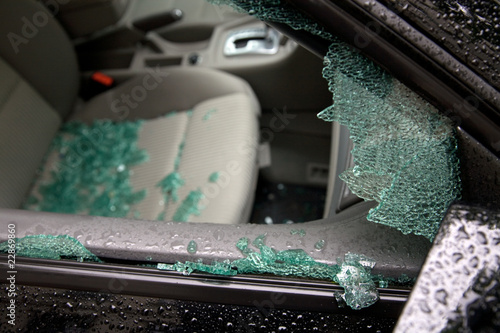 Foto: Autoeinbruch Autoeinbruch
