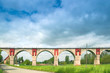Frontansicht des Viadukts in Nirkendorf mit sechs Bögen Frontansicht des Viadukts in Nirkendorf mit sechs Bögen