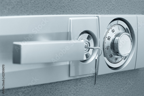 Foto: Safe with combination lock Safe with combination lock
