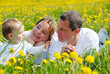 Familienfoto mit Kleinkind Familienfoto mit Kleinkind