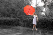 Singing in the rain - Frau im Sommerkleid mit Schirm Singing in the rain - Frau im Sommerkleid mit Schirm