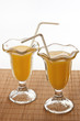 Vasos con zumo de naranja Vasos con zumo de naranja