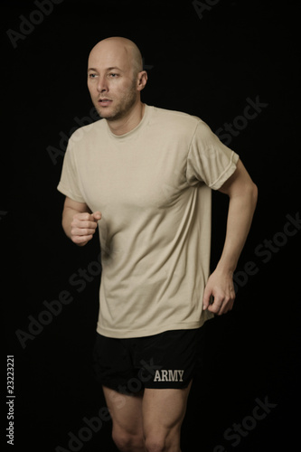 Photo: TRAIL RUNNER TRAIL RUNNER