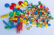 matériel de bureau, punaises, pinces, magnets ...