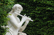 France, statue dans le jardin du château de Versailles France, statue dans le jardin du château de Versailles