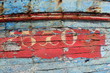 vieille peinture sur la coque d'un bateau de pêche vieille peinture sur la coque d'un bateau de pêche