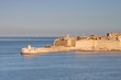 port, phare et baie de la valette