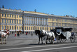 Sur la Place du Palais d'Hiver Sur la Place du Palais d'Hiver