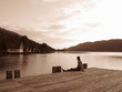 Sepia Steg Bootshäuser Mensch