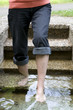 Wassertreten im Kneipbecken