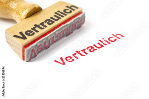 Holzstempel vertraulich