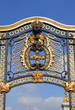 Lateral gate of Buckingham Palace, London (UK)