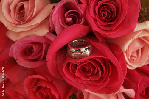 Foto: Ring In Bouquet Ring In Bouquet