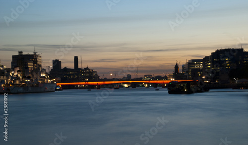 Photo: Thames river landscape at dusk, London Thames river landscape at dusk, London