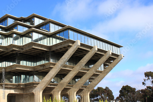 Photo: building modern architecture building modern architecture