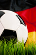 Fussball mit Deutschlandfahne