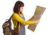 Touristin mit Rucksack und Landkarte