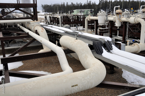 Photo: Tar sands pump facility Tar sands pump facility