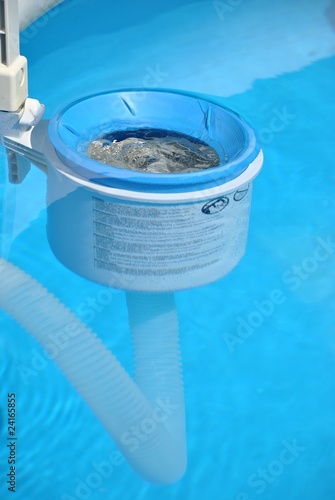 Photo: Filtro di superficie per piscine Filtro di superficie per piscine