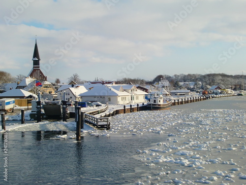 Foto: Hafen im Winter Hafen im Winter