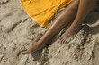 Jambes sur la plage