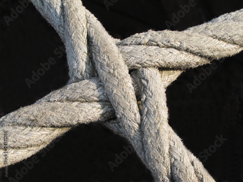 Foto: Knoten diagonal Knoten diagonal
