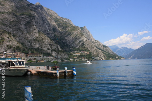 Foto: port of limone sul garda port of limone sul garda