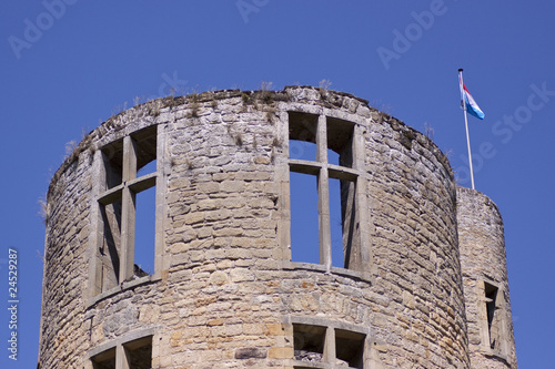 Photo: Ruine der Burg Beaufort in Luxemburg Ruine der Burg Beaufort in Luxemburg