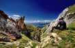 regard lointain vers la montagne