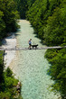 DIE HÄNGEBRÜCKE