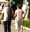 Papi et mamie en promenade Papi et mamie en promenade